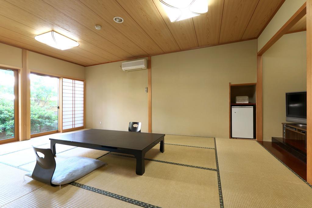Yuraku Hotel Awara Room photo