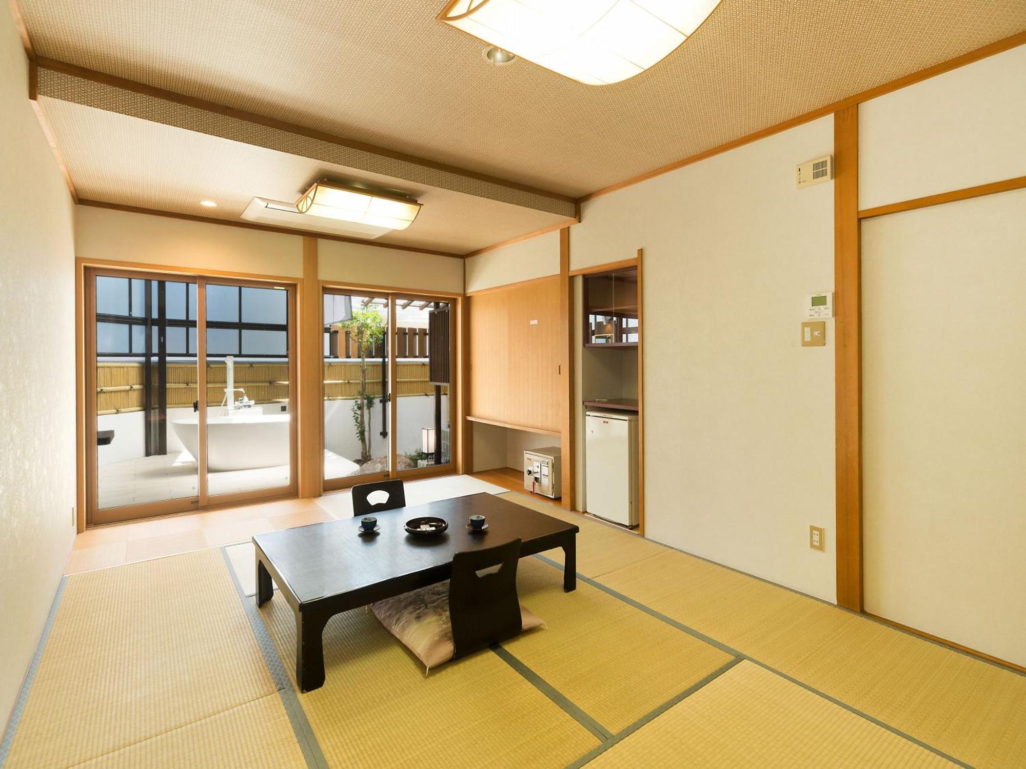 Yuraku Hotel Awara Exterior photo