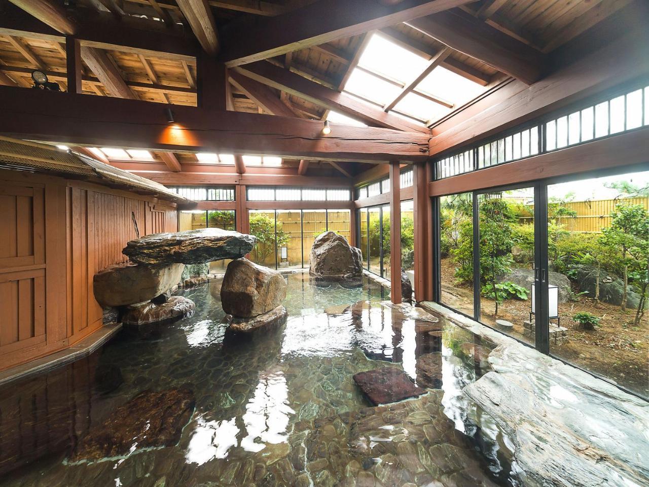 Yuraku Hotel Awara Exterior photo